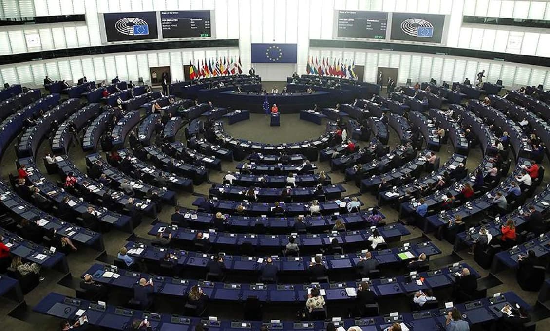 Európsky parlament má chuť na vojnu