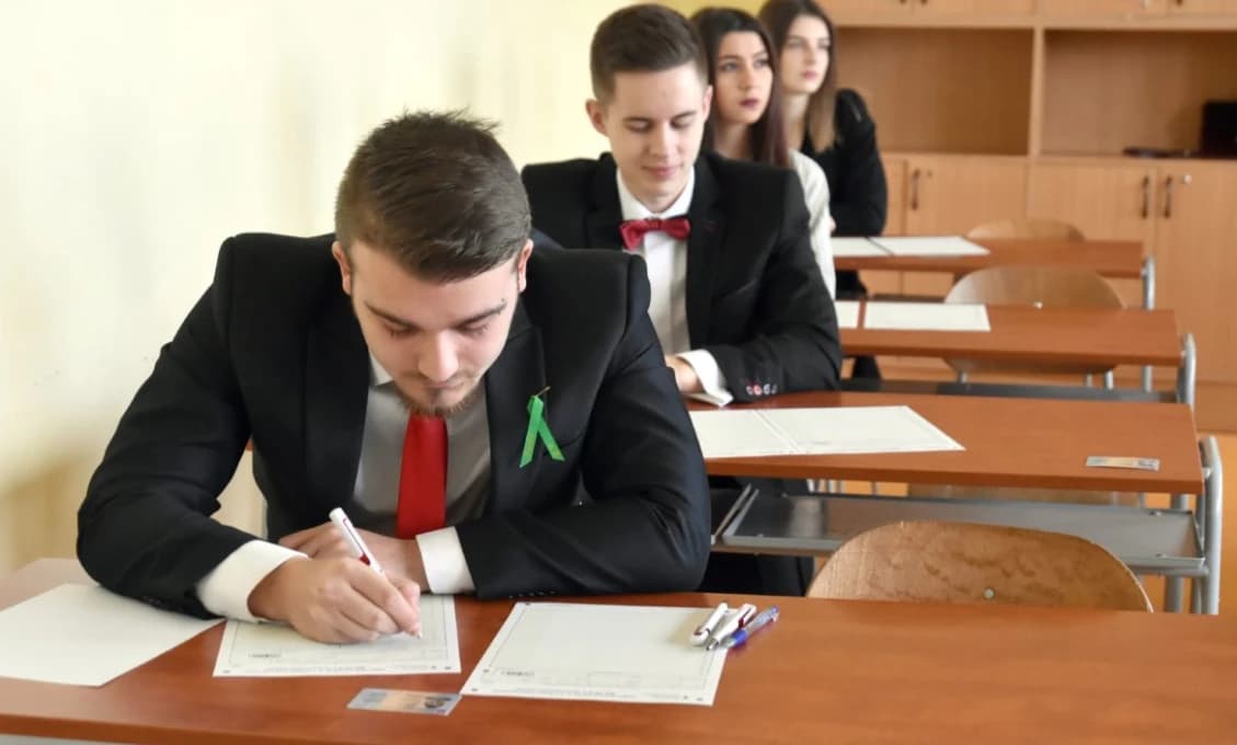Maturitný týždeň uzatvoria v piatok testy zo slovenčiny a ukrajinčiny pre menšinové školy