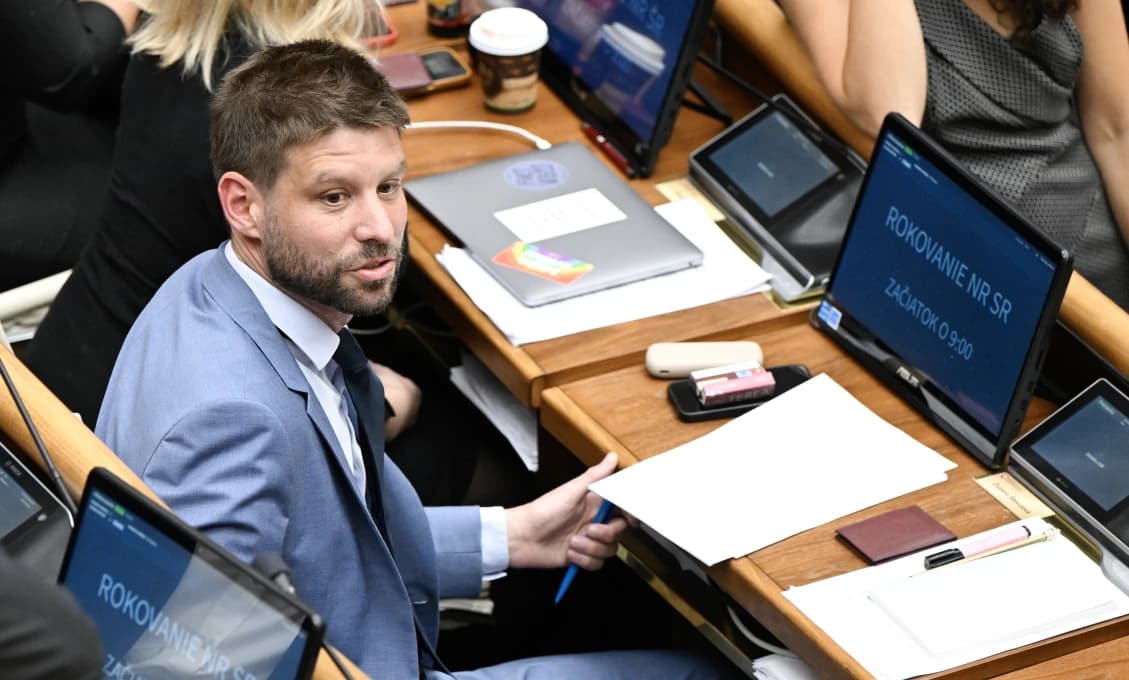 Extrémny populista prehovoril jazykom krčmy