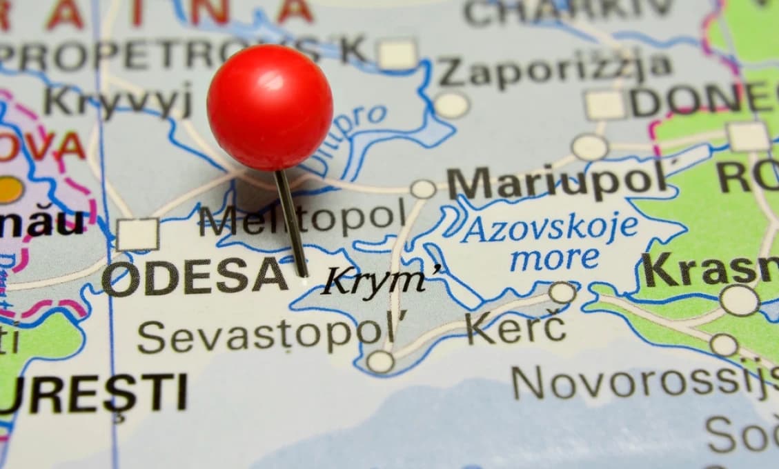 Rusi stále tlačia