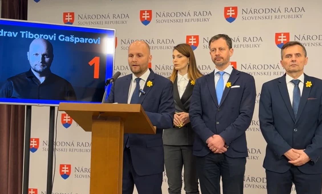 Naď v panike? Podáva trestné oznámenia na Gašpara a Viktorína