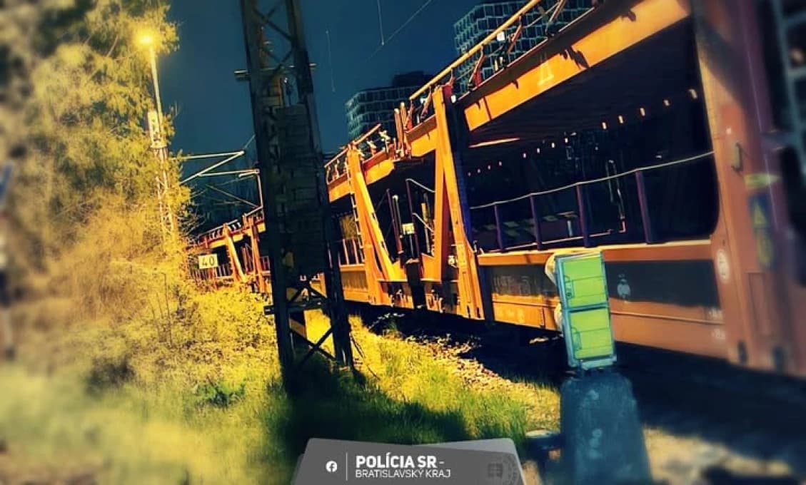 Hrôza na trati! Nákladný vlak zrazil muža