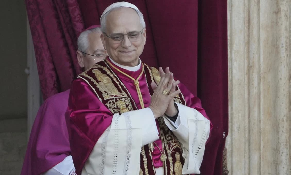 Chmelárov pohľad: Nový pápež sľubuje mier, no symbolika jeho mena varuje