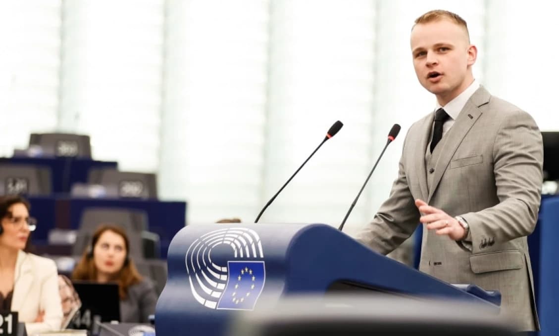 Skončite s Leyenovou! Mazurek zvozil eurokomisiu pod čiernu zem