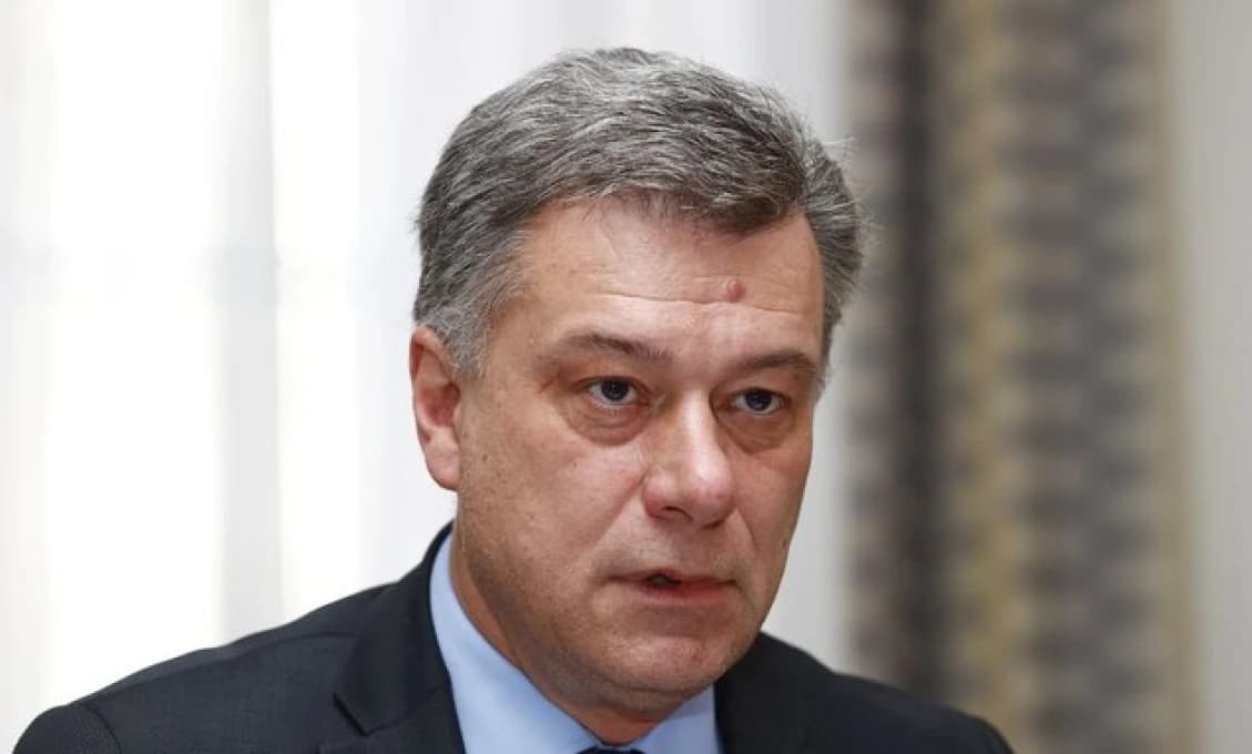 Český minister spravodlivosti Blažek odstupuje pre kauzu s bitcoinmi
