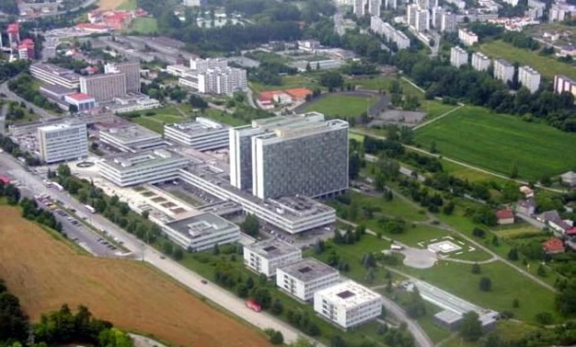 200 zamestnancov banskobystrickej nemocnice ochorelo