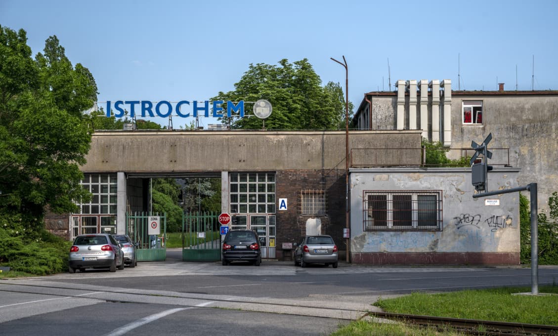 Legendárna fabrika KONČÍ! O prácu prídu stovky ľudí