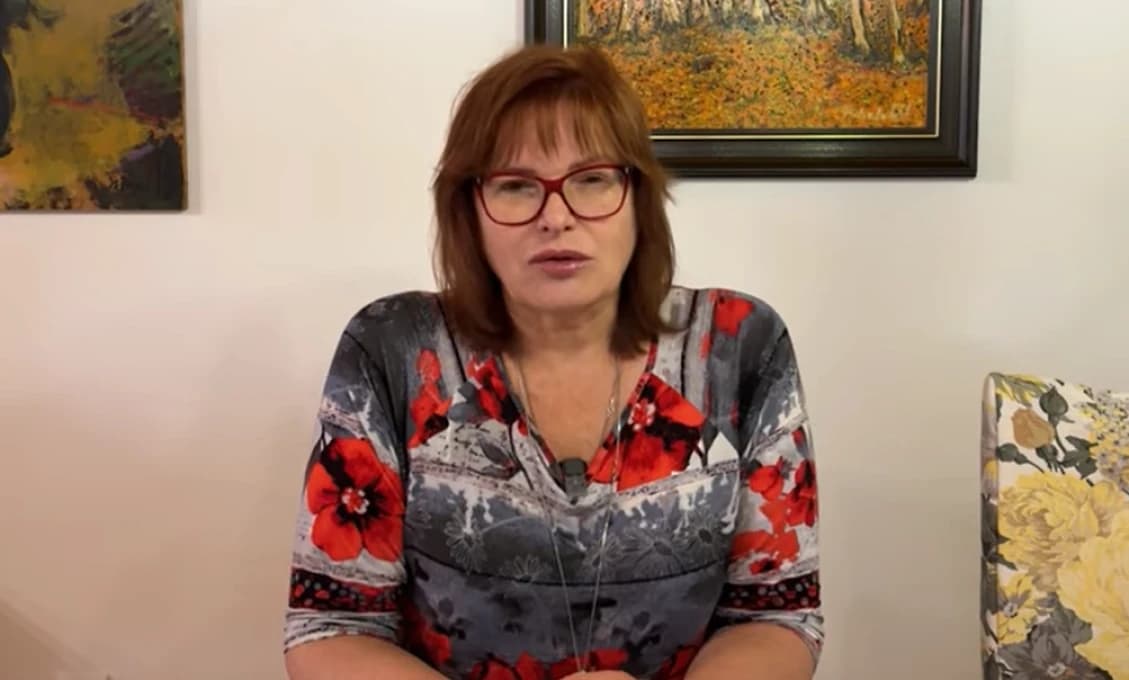 Stojí za telefonickými bombovými hrozbami Rusko? „Veštici“ Belousovovej to nedáva žiadnu logiku