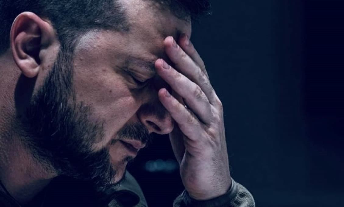Ústa plné prázdnych fráz nikoho nezaujímajú. Sluha za stôl nepatrí