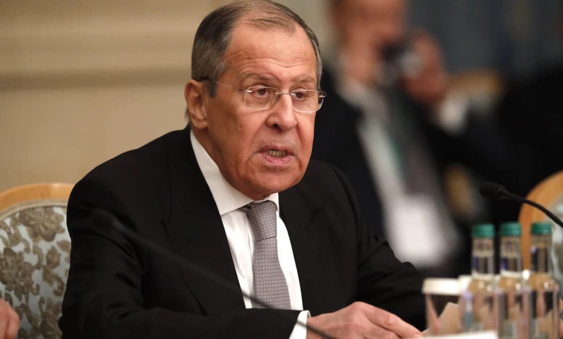 Lavrov vyhlásil, že je pripravený koordinovať krízu na Ukrajine s USA