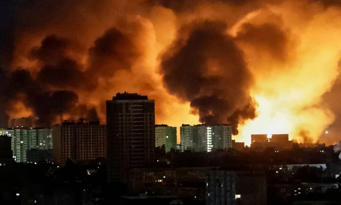 Deväť hodín bombardovania: masívny útok Ruska na Ukrajinu, ultimátum z Kremľa