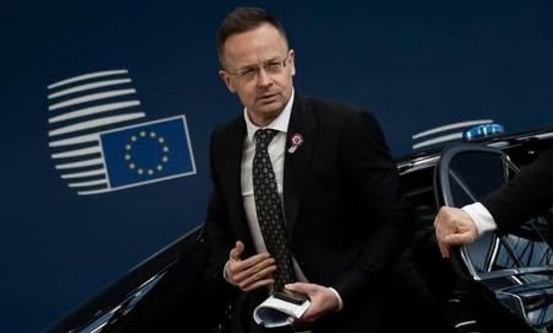 Szijjártó z Bruselu: POTVRDENÉ! Ukrajina neobnoví prevádzku ropovodu Družba z politických dôvodov