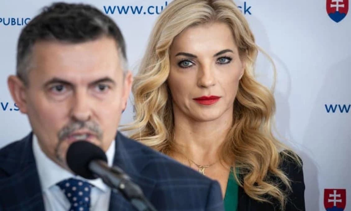 Poslanec Dostál zas za USA. Vyhrá Machalovo SŠA?
