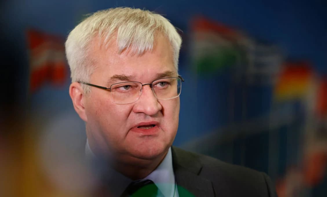 Sybiha privítal rozhodnutie Pobaltských štátov nepovoliť Ficovi prelet do Moskvy