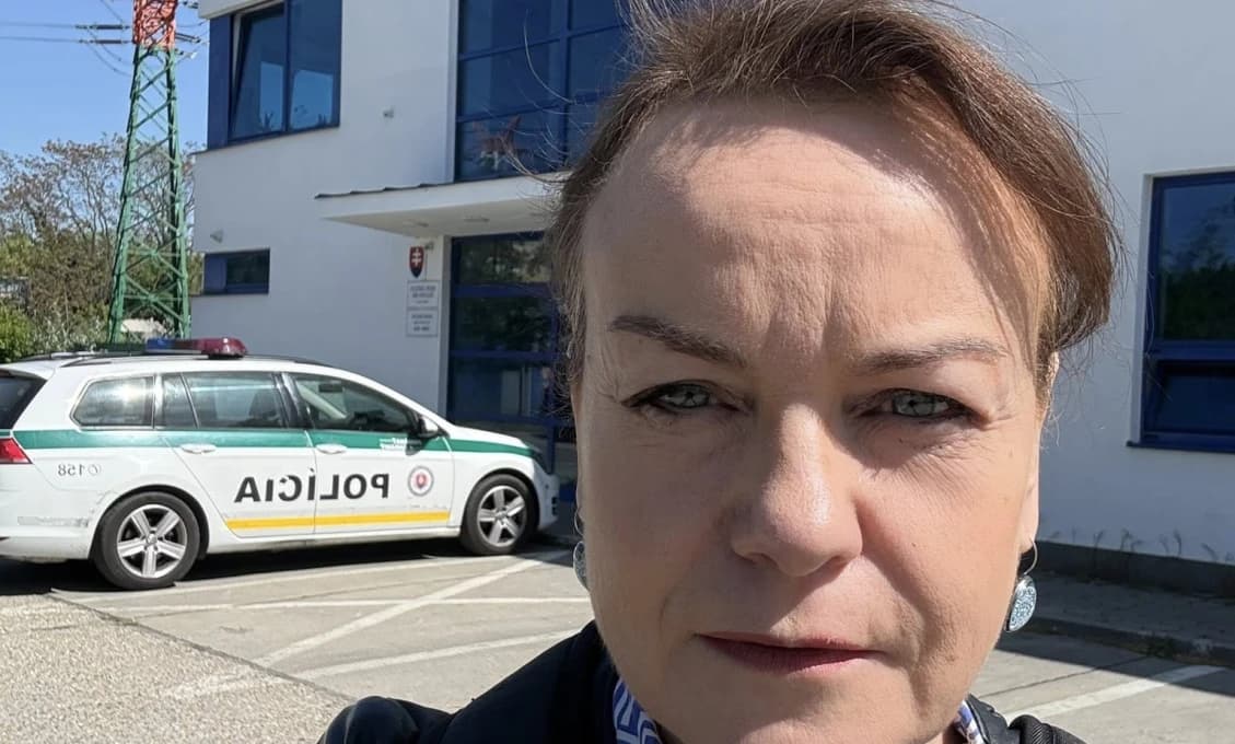 Riaditeľke Nadácie Zastavme korupciu Zuzane Petkovej zdemolovali pred domom auto