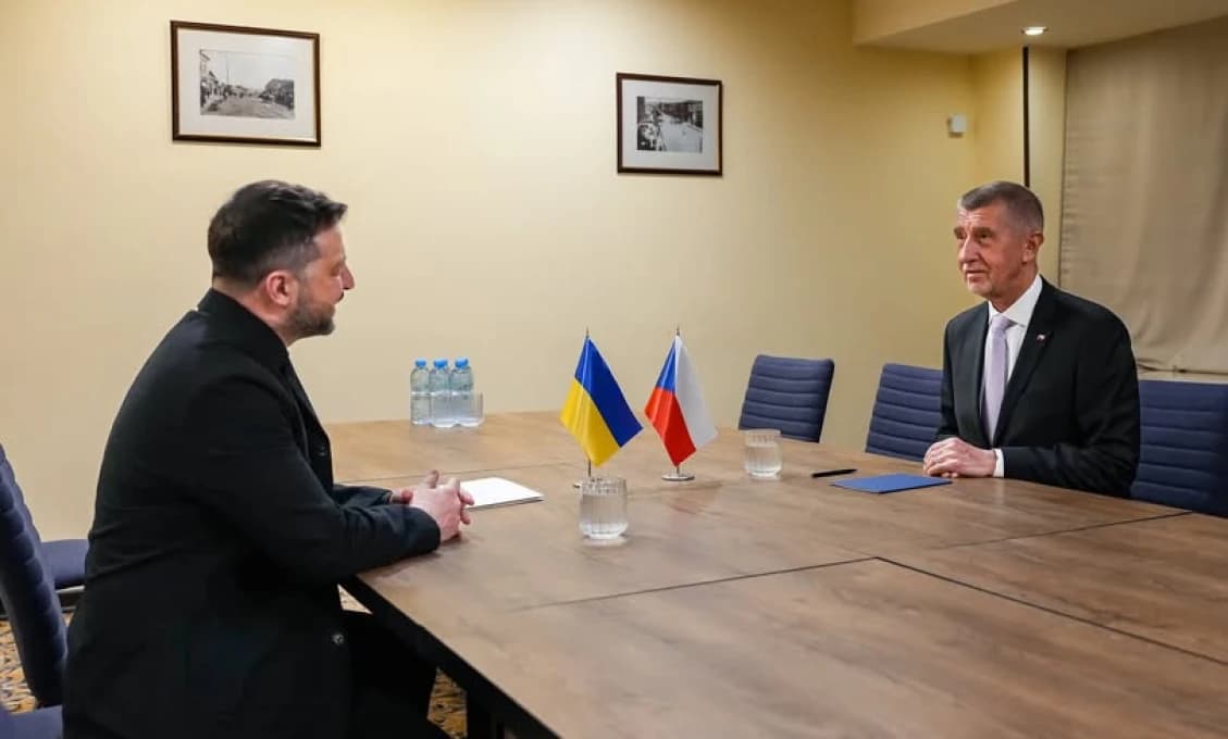 Arménsko: Babiš sa v Jerevane stretol so Zelenským