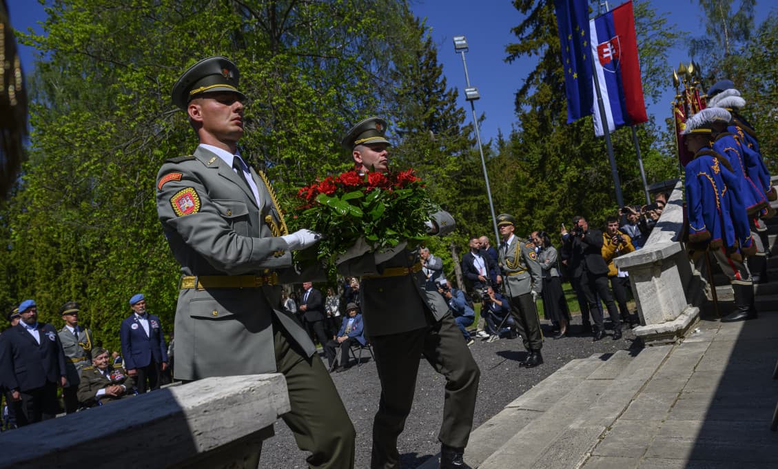Oslavy 81. výročia ukončenia druhej svetovej vojny v Liptovskom Mikuláši