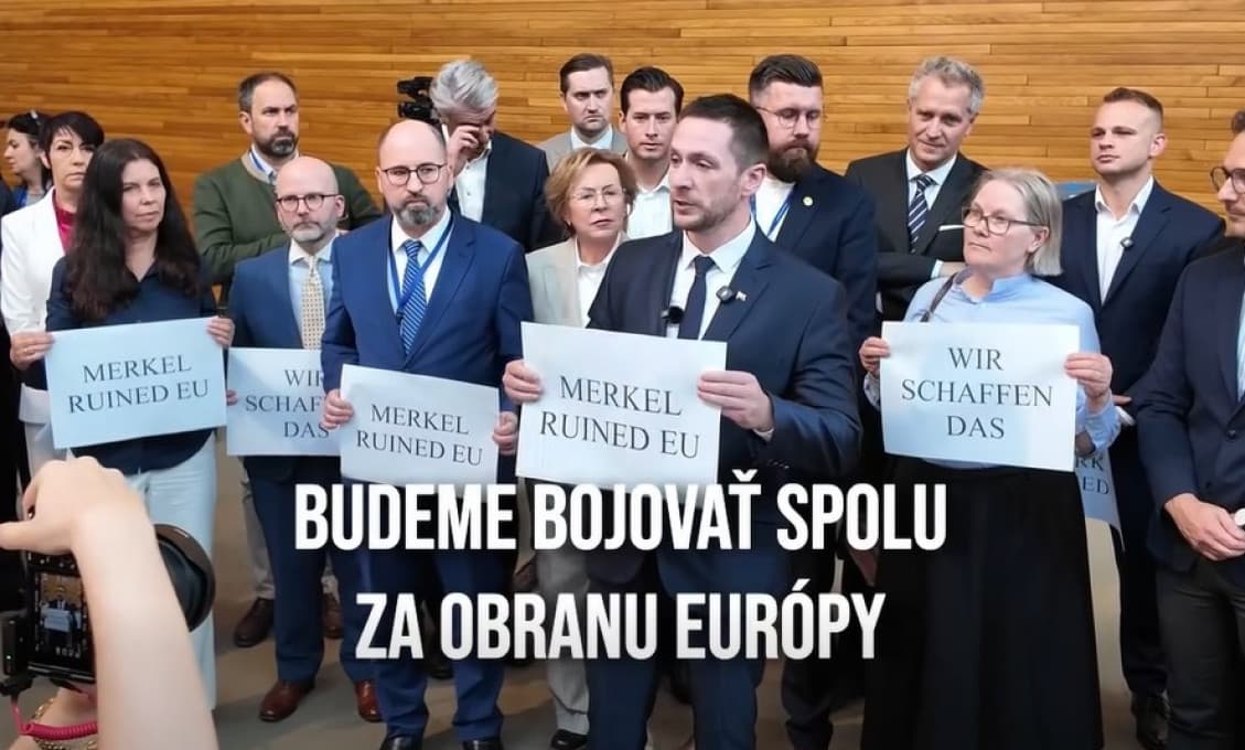 Europoslanci protestovali proti oceneniu Merkelovej a Zelenského: JE TO ŠIALENÉ! (VIDEO)