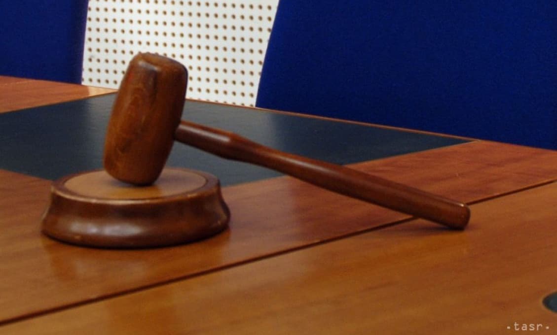 Vražda expolicajta nie je na súde vyriešená, rodina a známi usporiadali memoriál