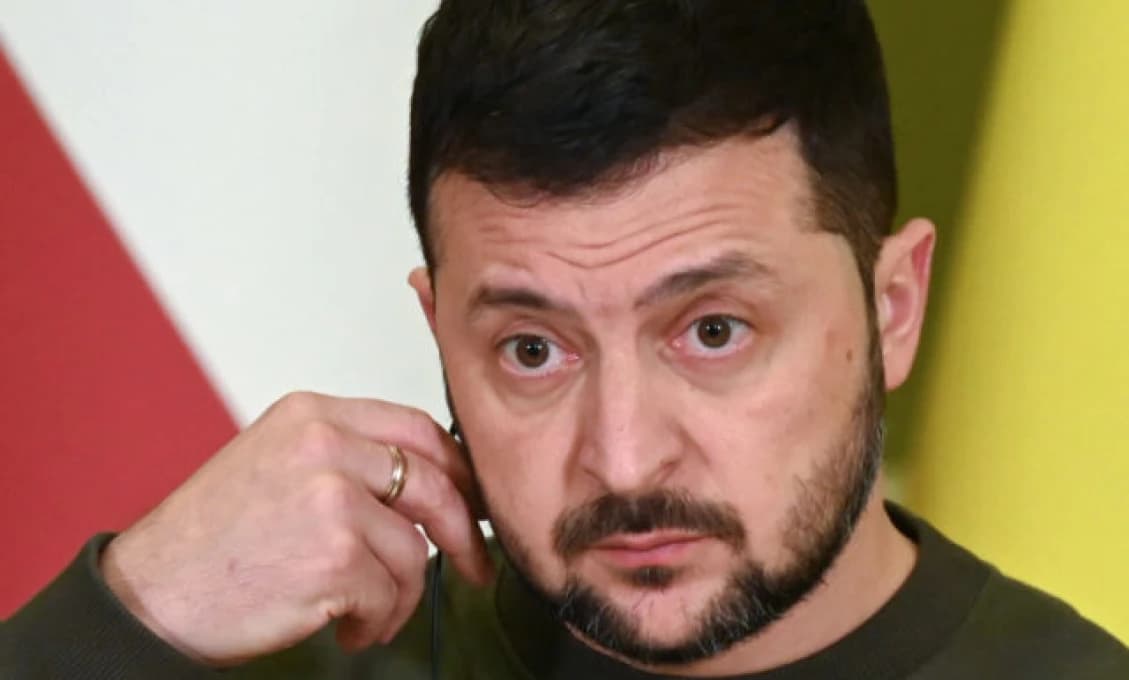 Odletel na rokovania. Ale zbytočne, nechcú ho tam!