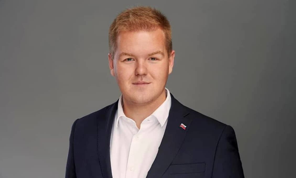 Opozícia odvracia pozornosť od atentátu, vyhlásil Bartek