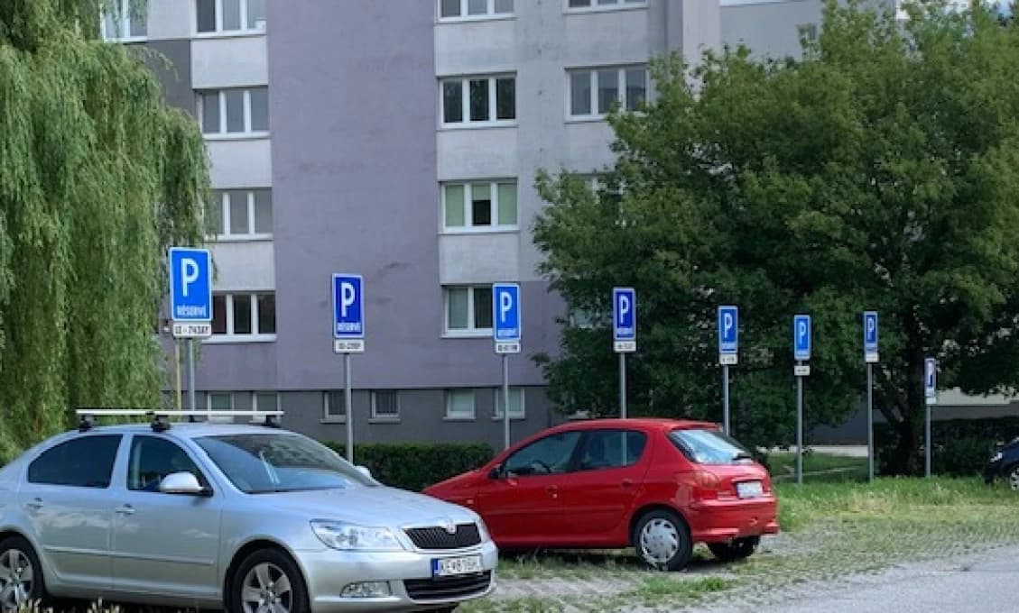 Úvery zlacneli, záujem mladých o kúpu nového bývania rastie