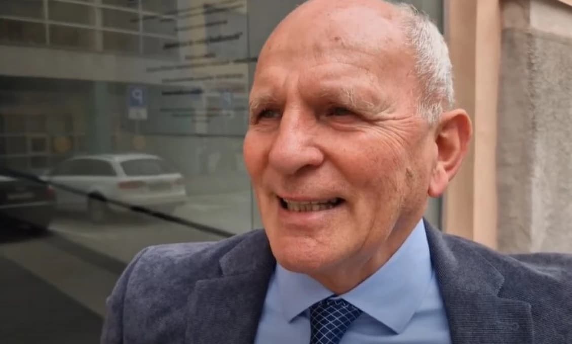 Mikloško to ale fakt že hnusne prehnal
