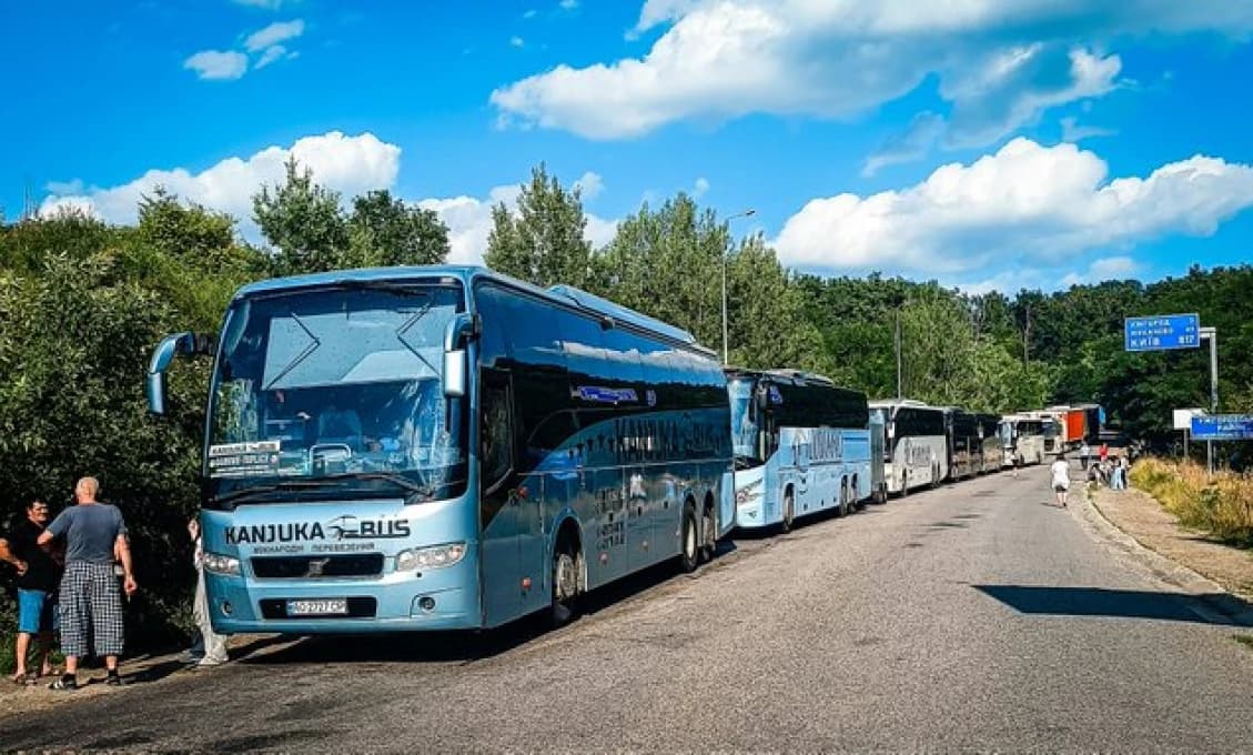 ŠOKUJÚCE VIDEO! Český fotograf o otrasnom zážitku na slovenských hraniciach s Ukrajinou