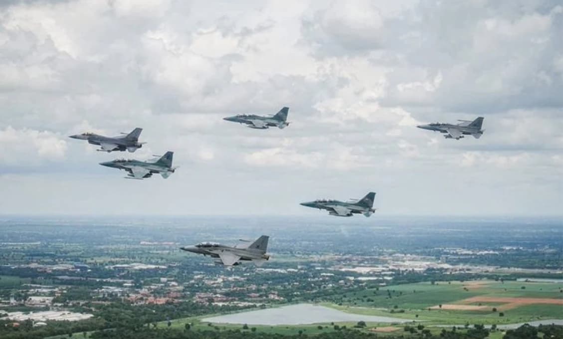Konflikt narastá: Thajské F-16 útočia na Kambodžu