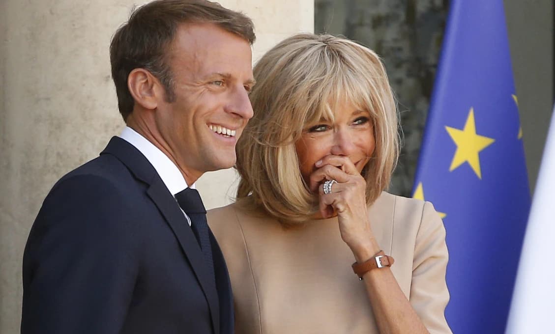 „Niečo tu nesedí“: Američanka obviňuje Brigitte Macronovú z tajomstva