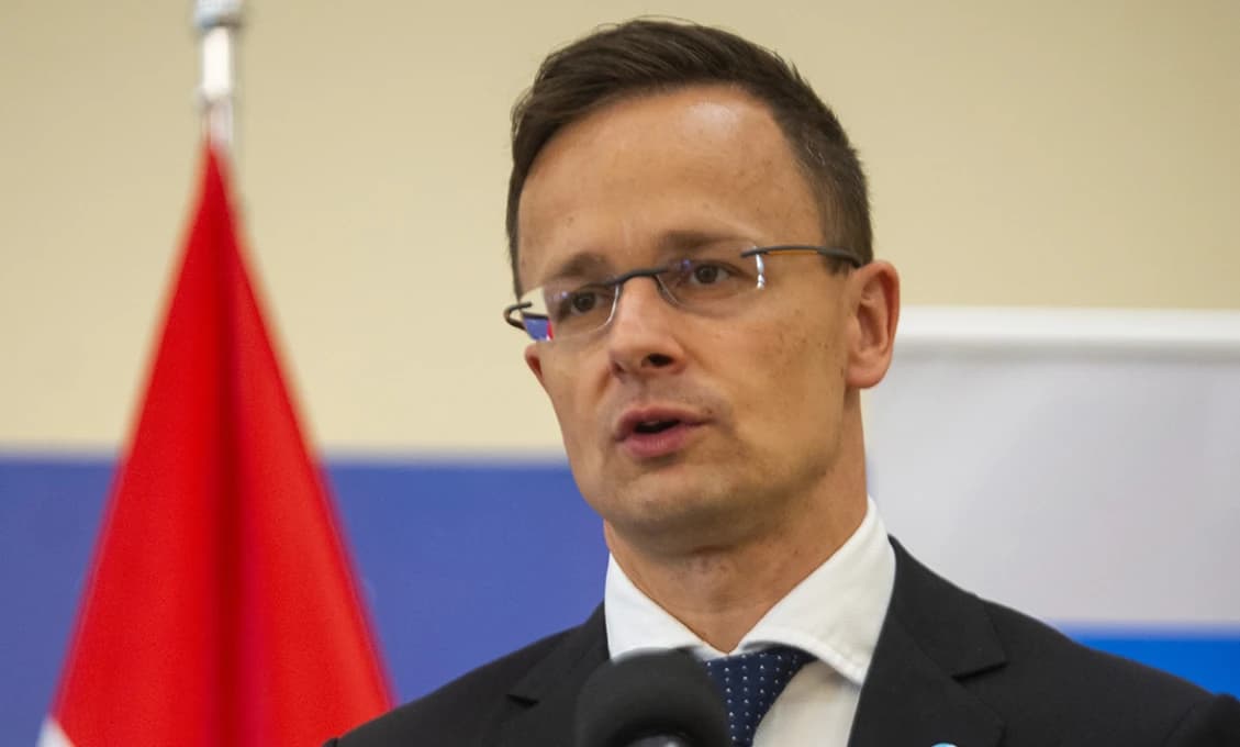 Szijjártó reaguje na útok na ropovod Družba a bije na poplach: Energetická vojna na prahu
