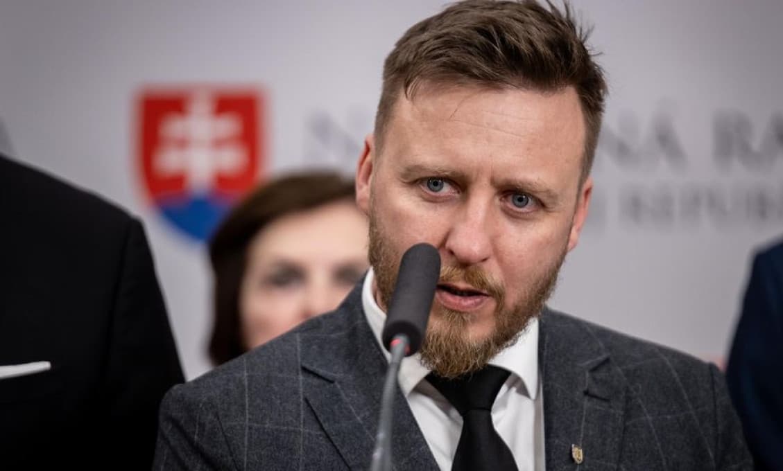 P. Kotlár nateraz vylúčil svoj odchod z postu splnomocnenca