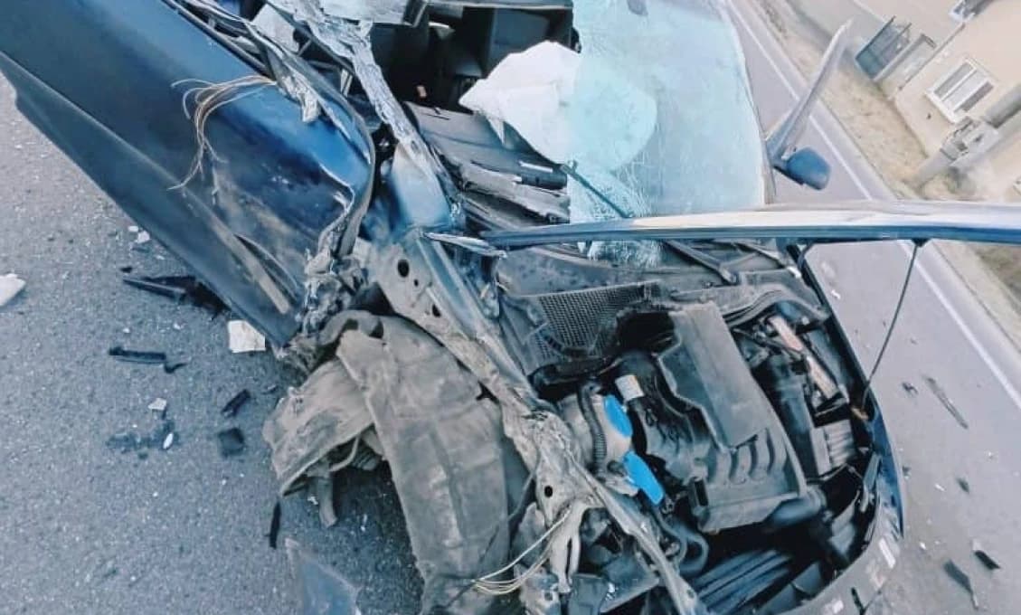 Hrozivá rana na križovatke! Policajtka a spolujazdkyňa skončili v nemocnici