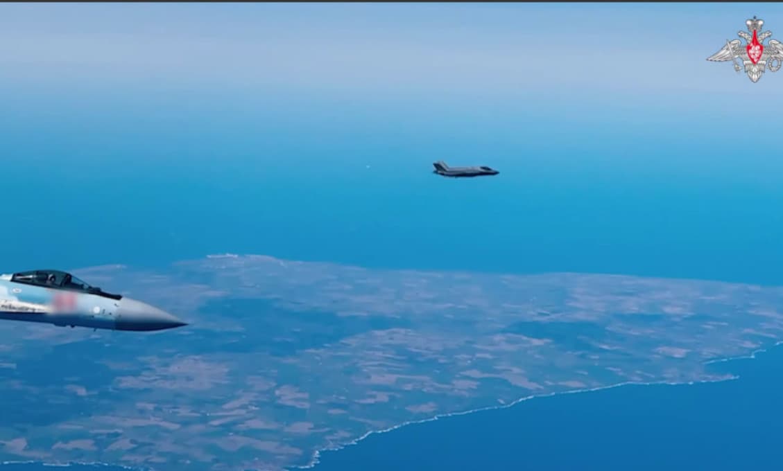Zahraničné médiá 22. apríla: NATO má „záchvat“ – v blízkosti ruskej ponorky. „Bonusom“ je Tu-22M3, zachytenie bolo oznámené. Irán „ruší mier“ so Spojenými štátmi