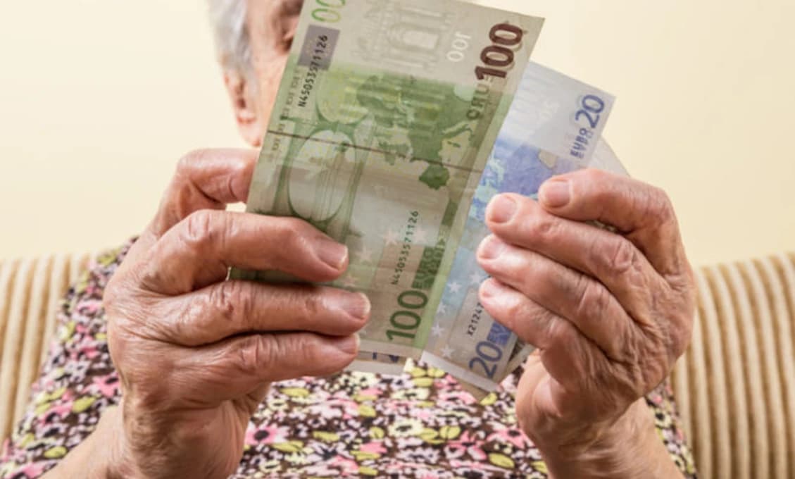 Veľké zmeny v dôchodkoch! Nové sumy sú na stole. TAKTO si penzisti polepšia v roku 2027!