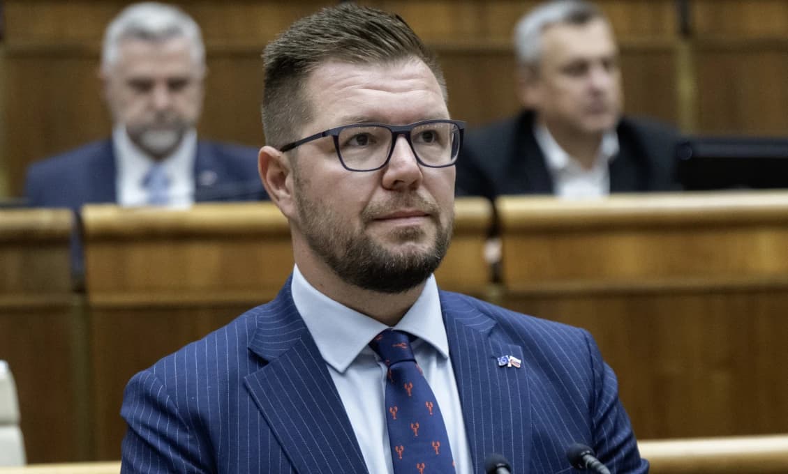 Šimko dostáva informácie o možnom zneužívaní moci na úrade KSK. „Kraj nemôže fungovať ako reklamná agentúra!“