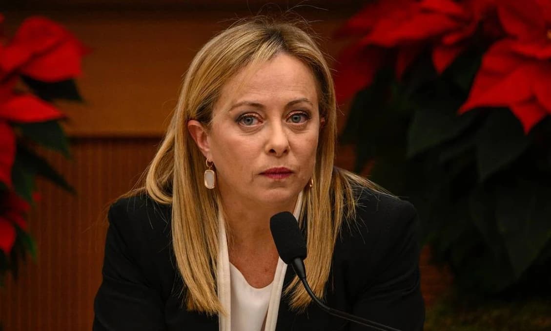 Taliansko: Meloniová žiada EÚ o hraničné kontroly v súvislosti s vírusom ebola