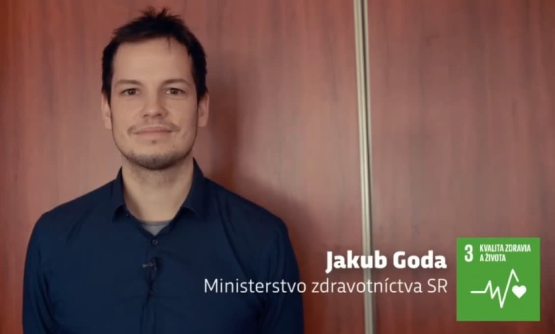 Za čo Mimi Šramovú hejtujú, progresívec Jakub Goda dostal vyznamenanie (VIDEO)