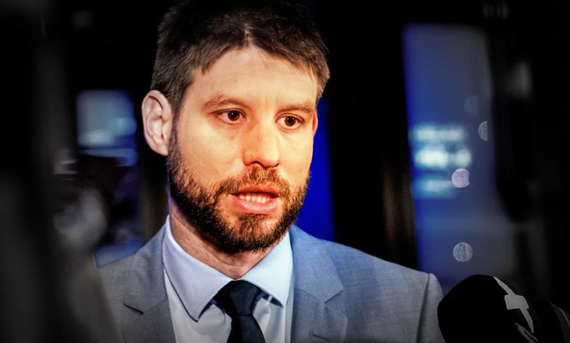 IDE DO TUHÉHO! Progresívci verbujú internetových trollov. "Zúfalci" - hodnotia Slováci